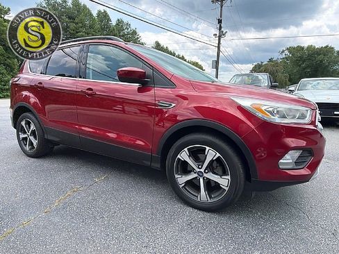 Used 2018 Ford Escape SEL FWD image 8