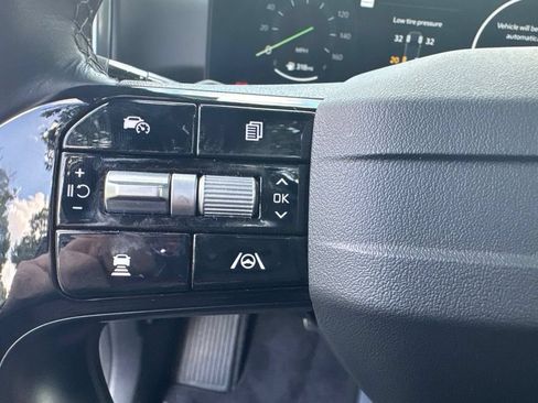 Used 2026 Kia Sorento SX AWD/4WD image 14