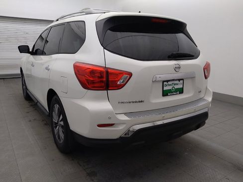 Used 2017 Nissan Pathfinder SL FWD image 5
