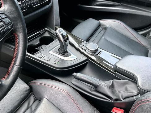 Used 2016 BMW 328i Sedan RWD image 17
