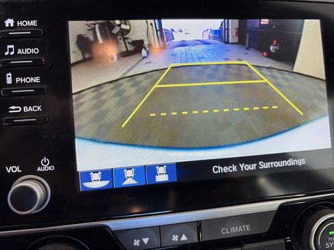 Used 2021 Honda Civic EX image 19