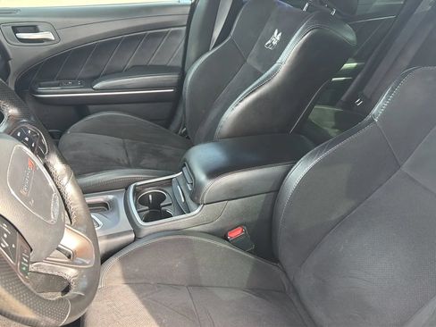 Used 2019 Dodge Charger Scat Pack w/ Dynamics Package RWD image 87