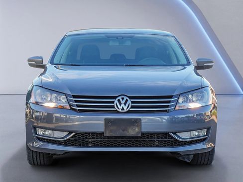 Used 2015 Volkswagen Passat 1.8T S image 7