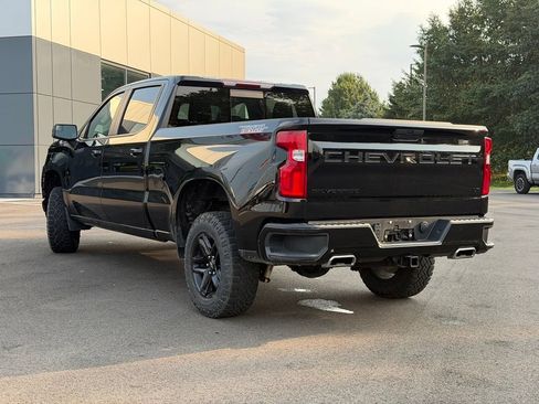 Used 2021 Chevrolet Silverado 1500 LT Trail Boss w/ Convenience Package II AWD/4WD image 4