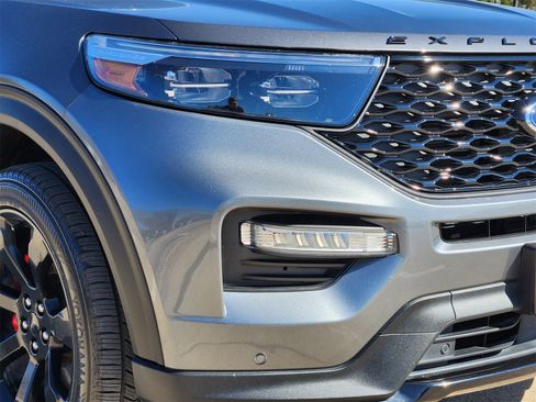 Used 2023 Ford Explorer ST w/ Equipment Group 401A image 9