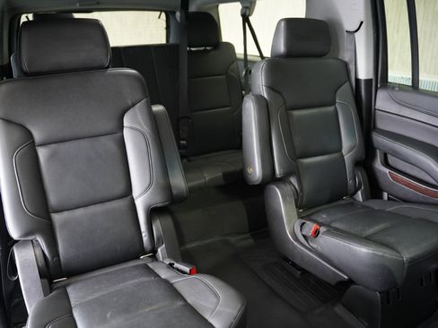 Used 2019 GMC Yukon XL SLT image 33