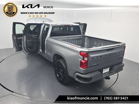 Used 2026 Chevrolet Silverado 1500 Custom w/ LPO, Dark Essentials Package AWD/4WD image 57