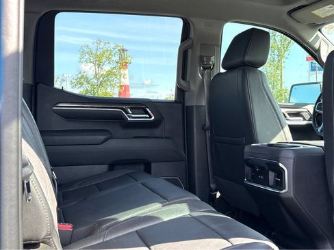 Used 2022 Chevrolet Silverado 1500 LTZ AWD/4WD image 9