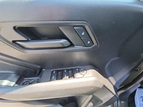 Used 2023 Chevrolet Colorado W/T RWD image 24