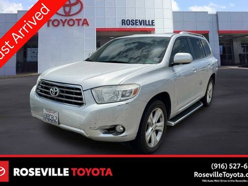 Used 2010 Toyota Highlander Limited AWD/4WD image 1