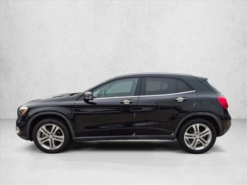 Used 2018 Mercedes-Benz GLA 250 w/ Premium Package image 7