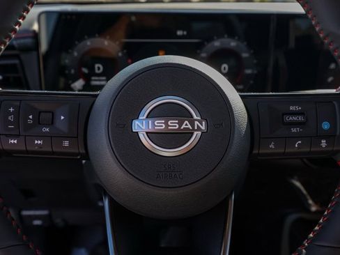 New 2025 Nissan Kicks SR image 25