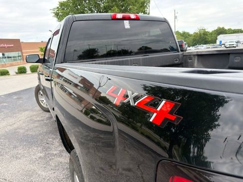 Used 2018 Chevrolet Silverado 1500 LT w/ All Star Edition AWD/4WD image 21