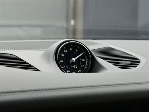 New 2026 Porsche Cayenne E-Hybrid Coupe image 12