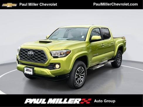 Used 2023 Toyota Tacoma TRD Sport w/ Advanced Technology Package AWD/4WD image 1