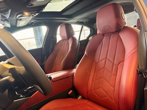 Used 2025 BMW 530i xDrive w/ Premium Package image 16