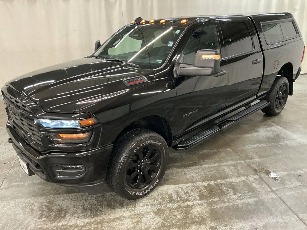 Used 2025 RAM 2500 Big Horn AWD/4WD image 3