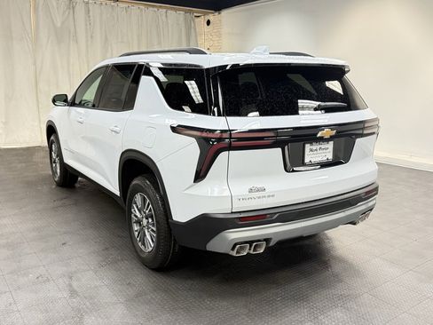 New 2026 Chevrolet Traverse LT w/ LPO, Floor Liner Package image 3