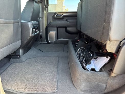 Used 2024 Chevrolet Silverado 2500 High Country w/ Technology Package AWD/4WD image 34