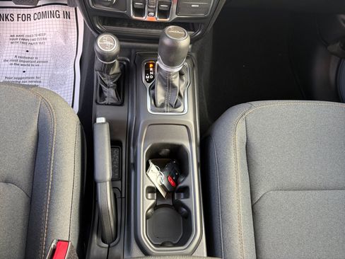 New 2026 Jeep Gladiator Sport image 21