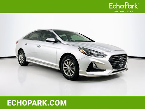Used 2018 Hyundai Sonata SE image 1