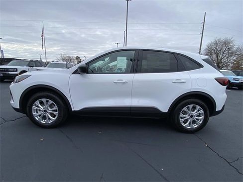 New 2026 Ford Escape Active image 6
