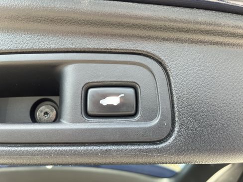 Used 2018 Honda Pilot EX-L image 12
