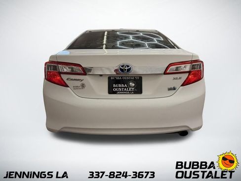 Used 2013 Toyota Camry XLE w/ Convenience Pkg image 7