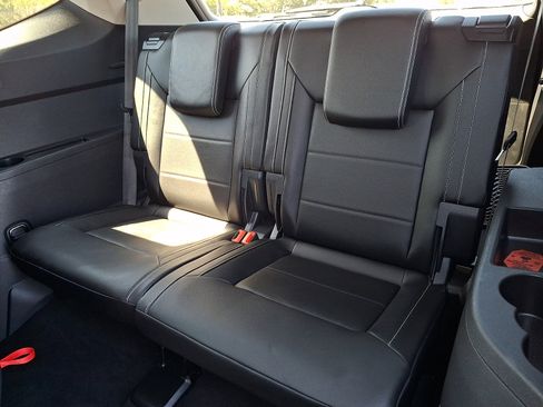 Used 2022 Volkswagen Atlas SE image 11