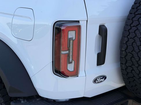 New 2026 Ford Bronco Badlands AWD/4WD image 9