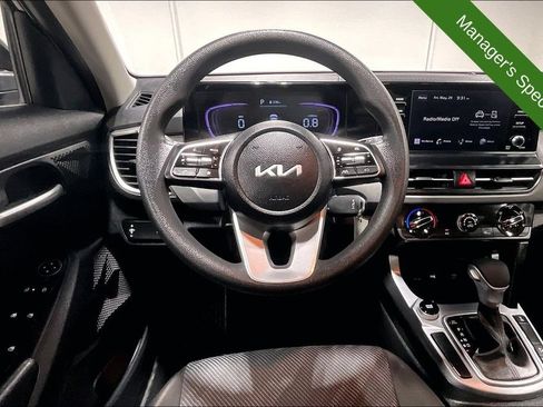 Used 2026 Kia Seltos LX AWD/4WD image 6