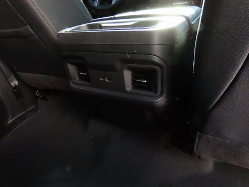 Used 2025 Chevrolet Silverado 2500 LT w/ Safety Package image 18