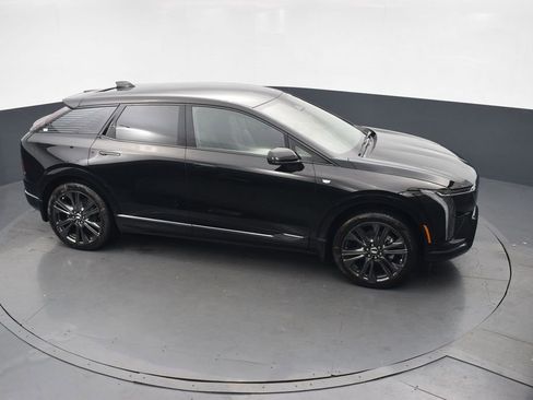 New 2026 Cadillac Optiq Sport 2 image 46