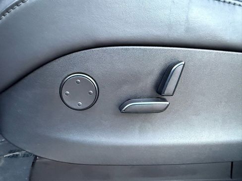 Used 2018 Tesla Model X 75D image 8