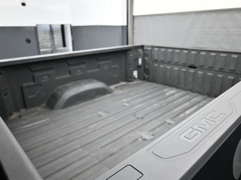 Used 2024 GMC Sierra 2500 AT4X AWD/4WD image 19