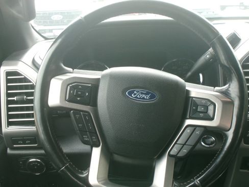 Used 2019 Ford F250 Platinum w/ Platinum Ultimate Package image 19