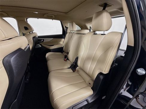 Used 2025 Acura MDX w/ Technology Package image 8