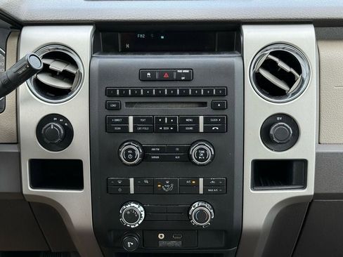 Used 2010 Ford F150 XLT image 25