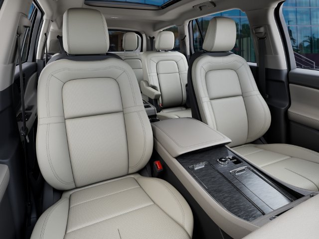 New 2027 Lincoln Aviator Reserve RWD image 10