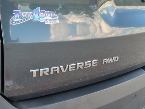 Used 2019 Chevrolet Traverse LT w/ LPO, Floor Liner Package AWD/4WD image 49