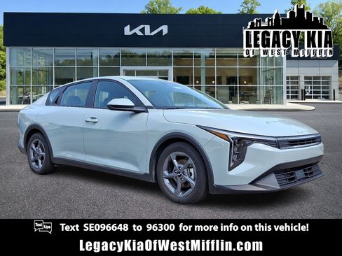 Used 2025 Kia K4 FWD image 1