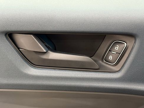 New 2025 Ford Maverick Lariat w/ Black Appearance Package image 29