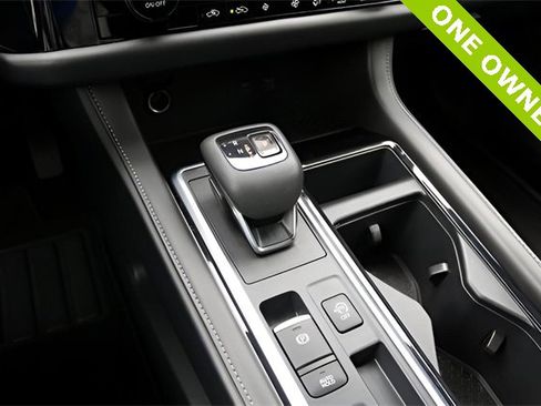 Used 2024 Nissan Pathfinder SV image 20