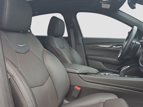 Used 2025 Cadillac CT5 Sport RWD image 20