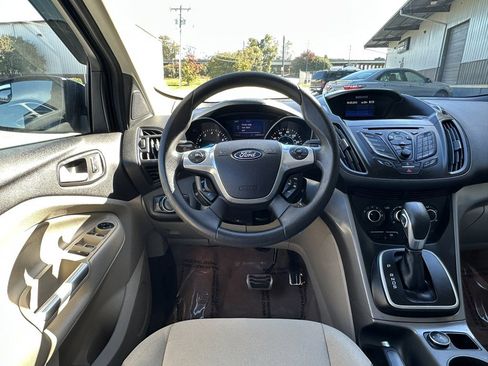 Used 2013 Ford Escape SE image 34