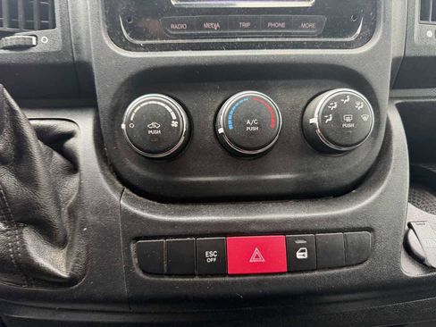 Used 2021 RAM ProMaster 2500 image 27