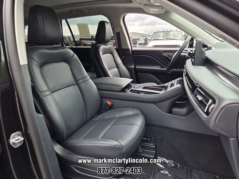New 2026 Lincoln Aviator AWD w/ Jet Appearance Package image 15