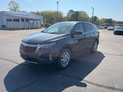 Used 2023 Chevrolet Equinox LT AWD/4WD image 35