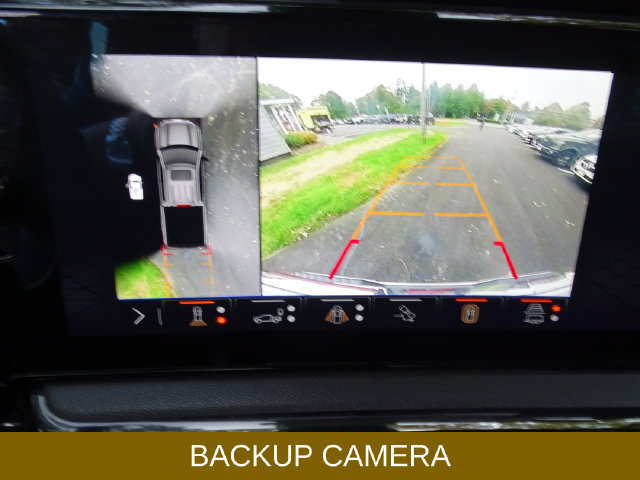 Used 2024 GMC Sierra 1500 AT4 w/ Technology Package AWD/4WD image 16