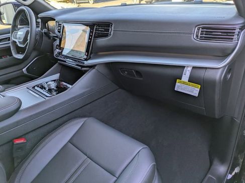 New 2026 Jeep Grand Wagoneer Summit w/ Premium Group III AWD/4WD image 61